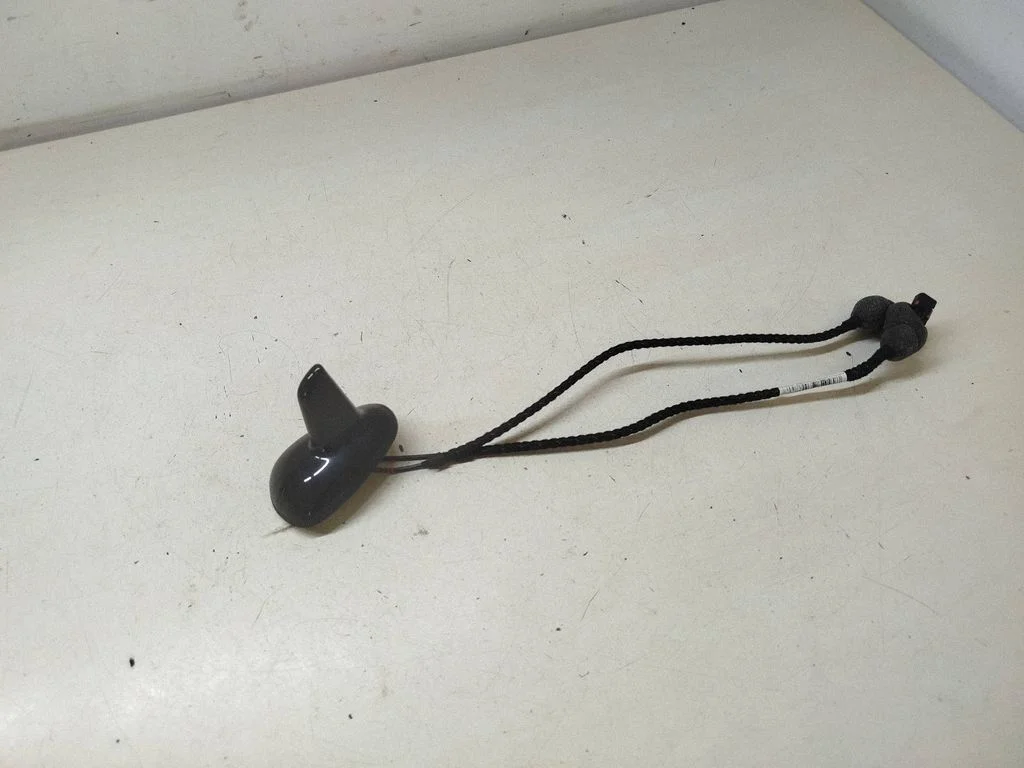 Aerial GPS antenna 2118208475