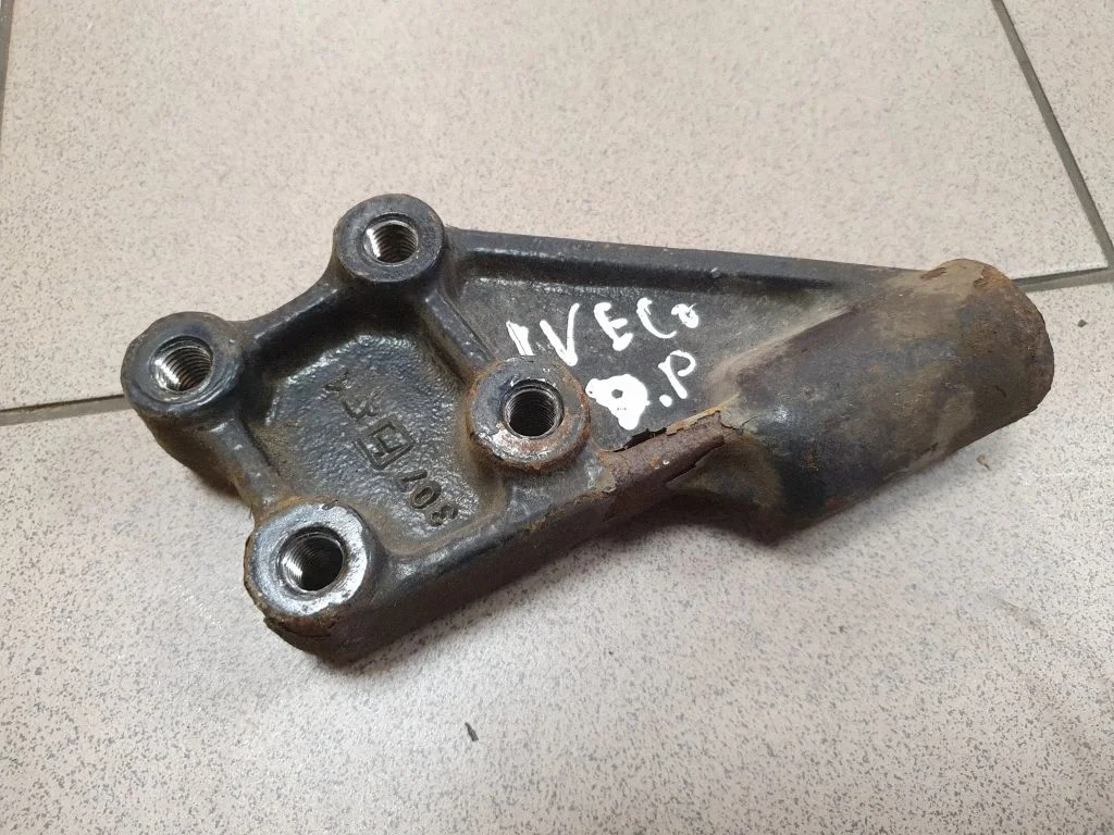 Muu esivedrustuse osa – Iveco Daily 4th gen (2006-2011)