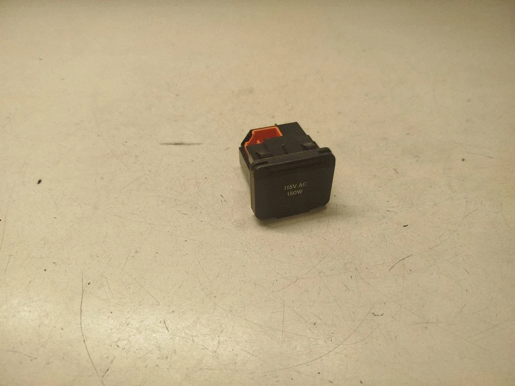 12 V lizdas (gale)