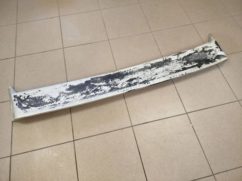Spoileris galinio dangčio