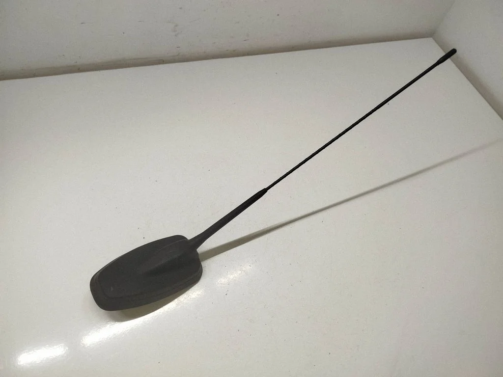 Radio antena