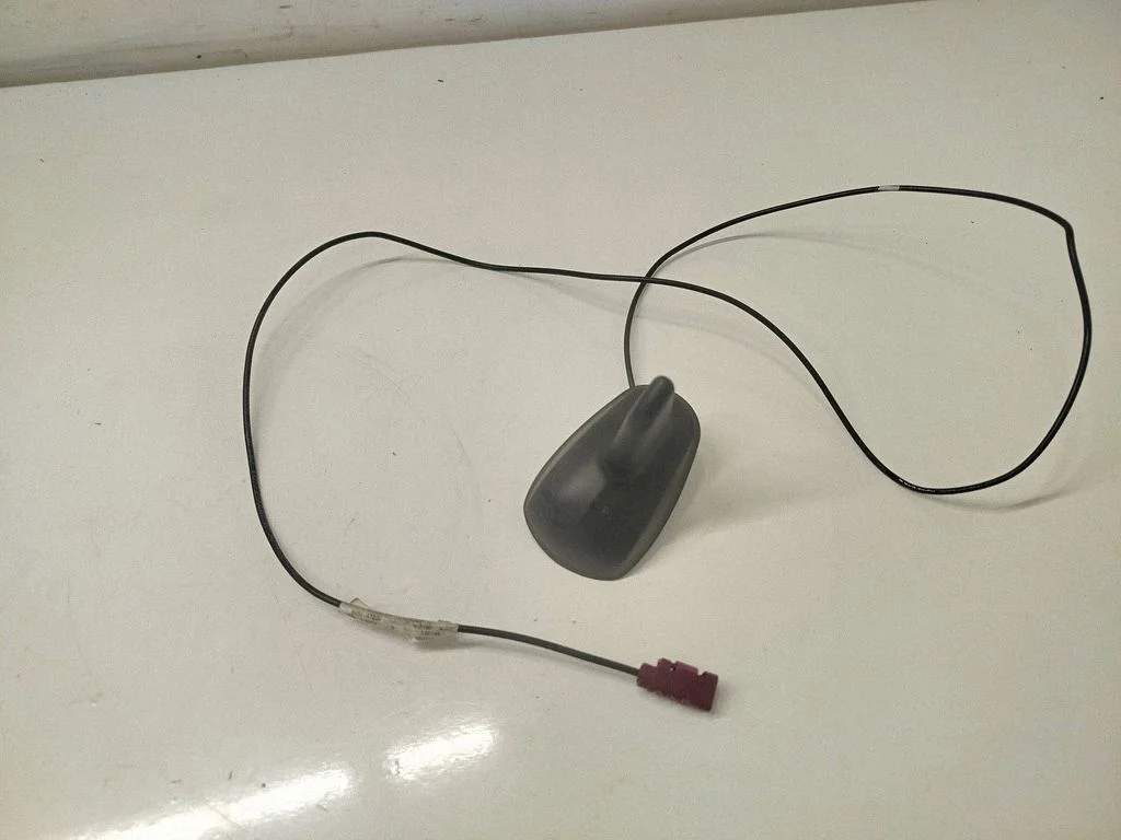 Radio antena
