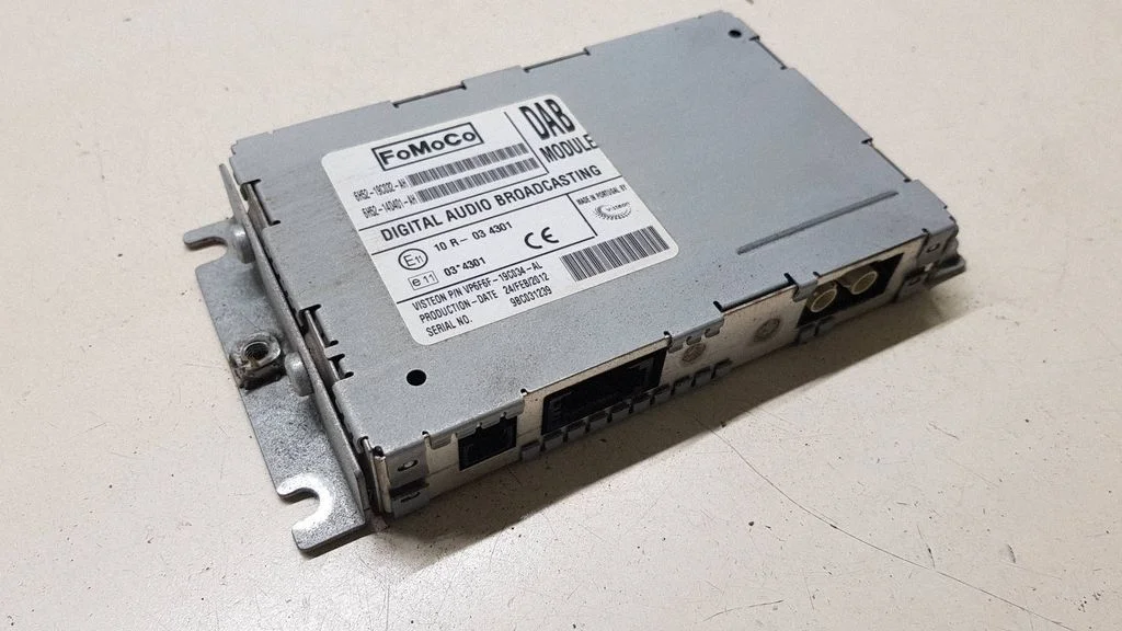 Antenos valdymo blokas