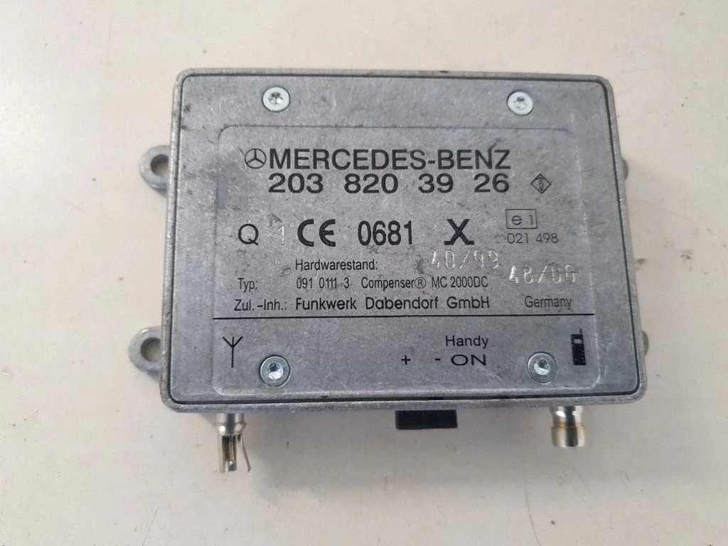 Antenos valdymo blokas