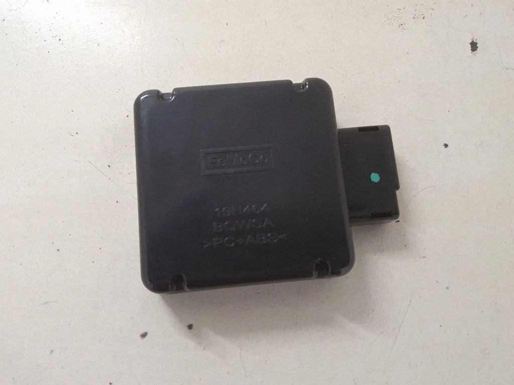 Antenos valdymo blokas