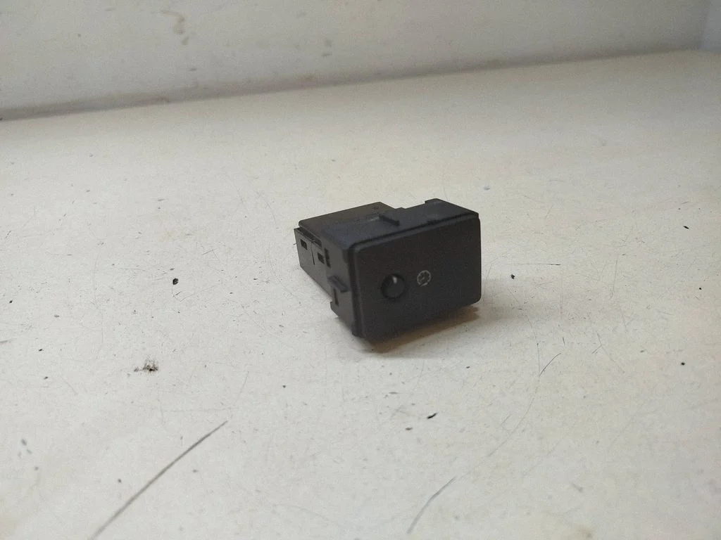 A set of switches – Land Rover Range Rover Sport L494 (2013-)