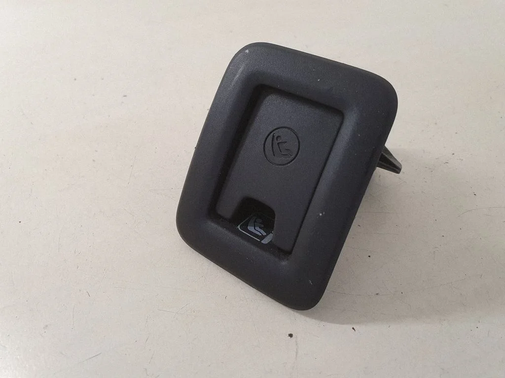 ISOFIX dangtelis
