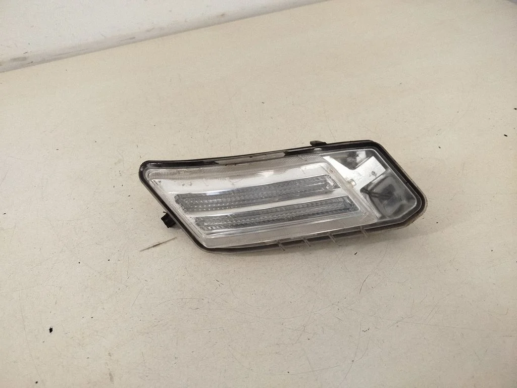 LED dienos žibintas