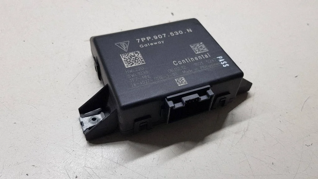 Gateway control module – Porsche Cayenne (92A) (2010-2017)