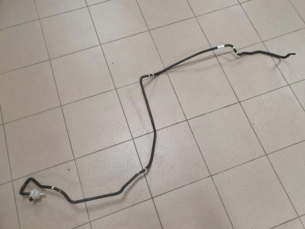 Pneumatinės (oro) pakabos oro paėmimo vamzdelis