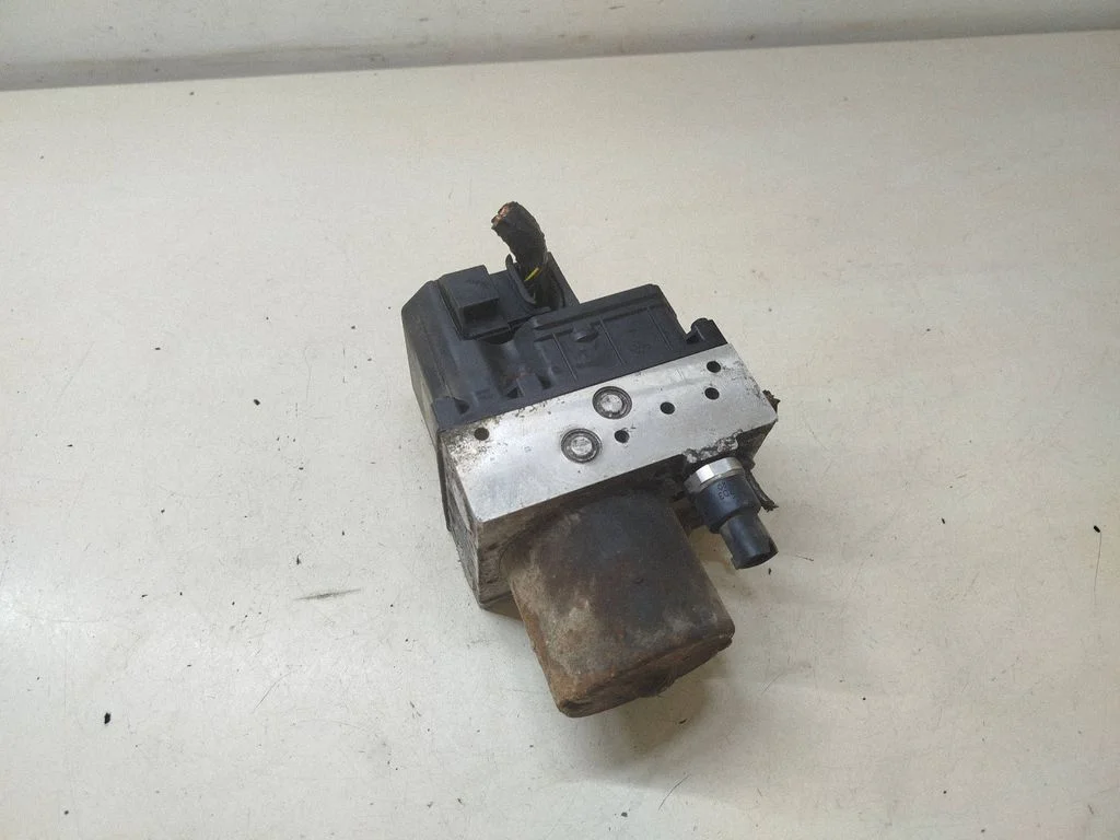 ABS block A0004466689