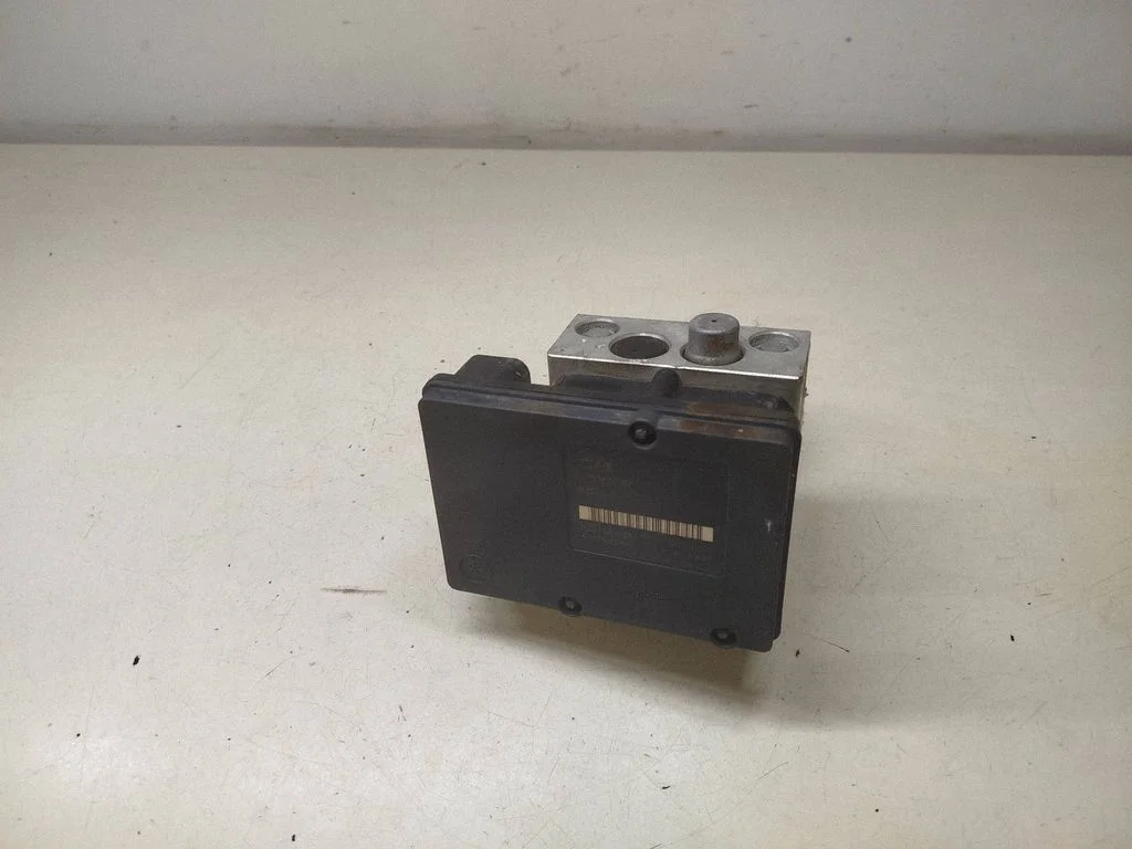 ABS block – Nissan Navara D40 (2004-2015)