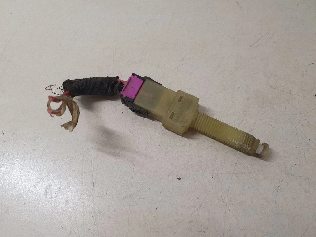 Brake pedal sensor switch 443945515