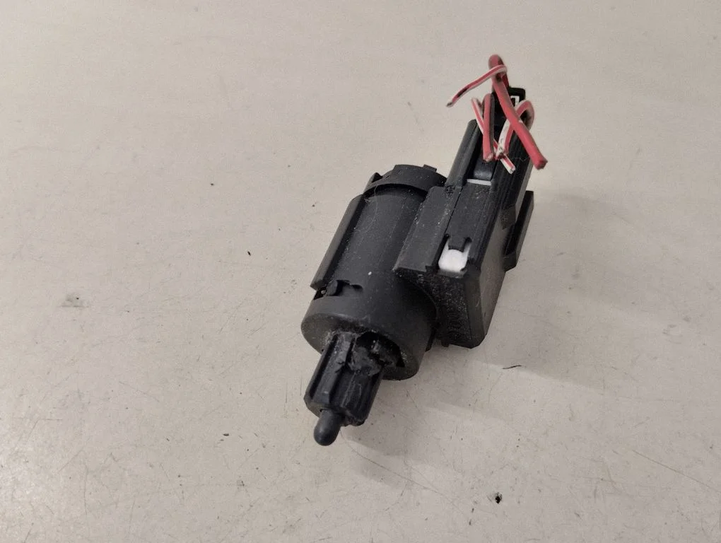 Bremžu pedāļa sensors – Audi A4 Allroad B8 (2008-2016)