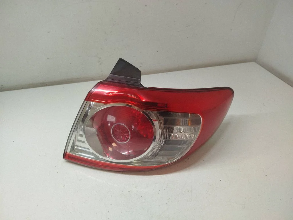 Rear/tail lights 924022B5