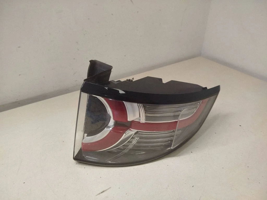 Rear/tail lights – Land Rover Discovery Sport (2014-)
