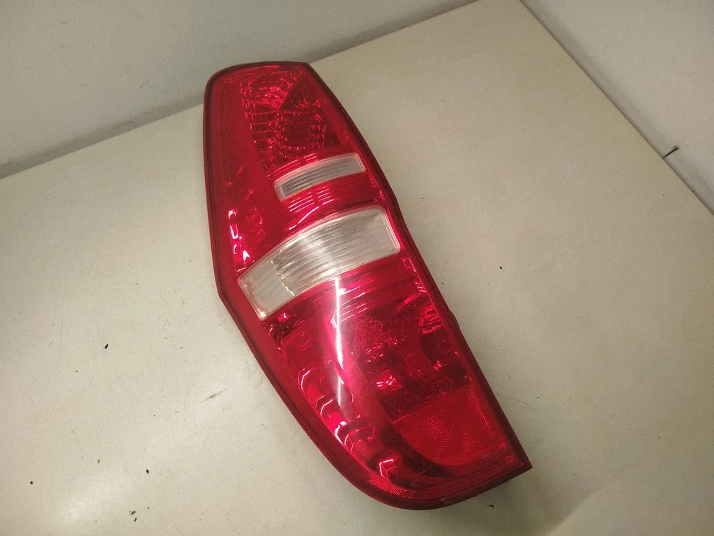 Rear/tail lights 924014H0