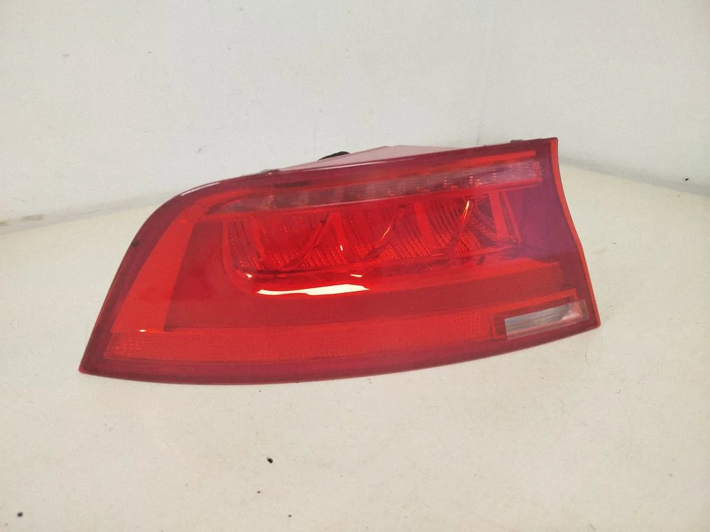 Lampa tylna w błotniku – Audi A7 S7 4G (2011-2017)