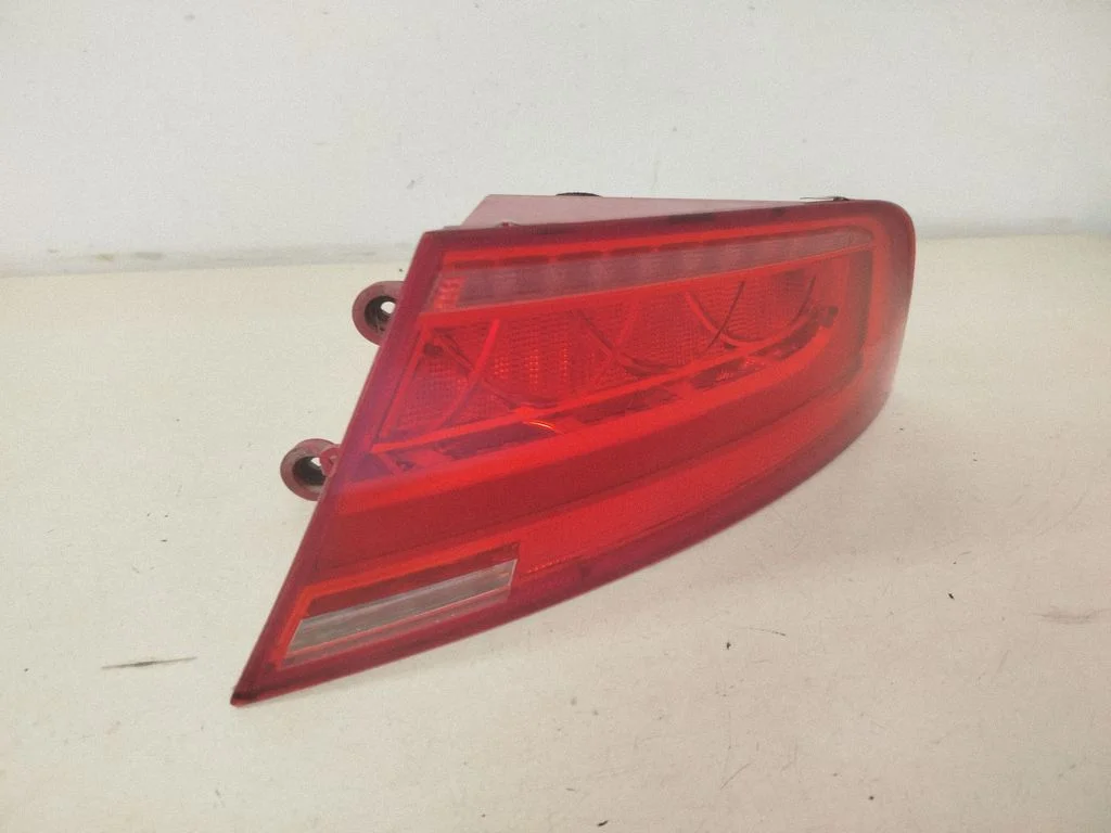 Lampa tylna w błotniku – Audi A7 S7 4G (2011-2017)