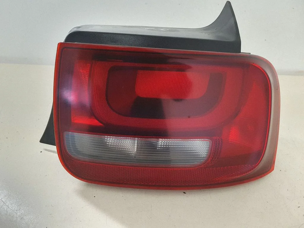 Rear/tail lights 9800916080
