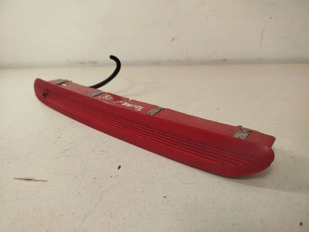 Third/center stoplight – Volkswagen Touran II (2010-2016)