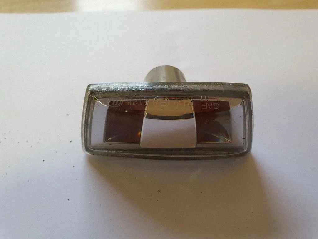 Front fender indicator light – Opel Insignia A (2008-2017)