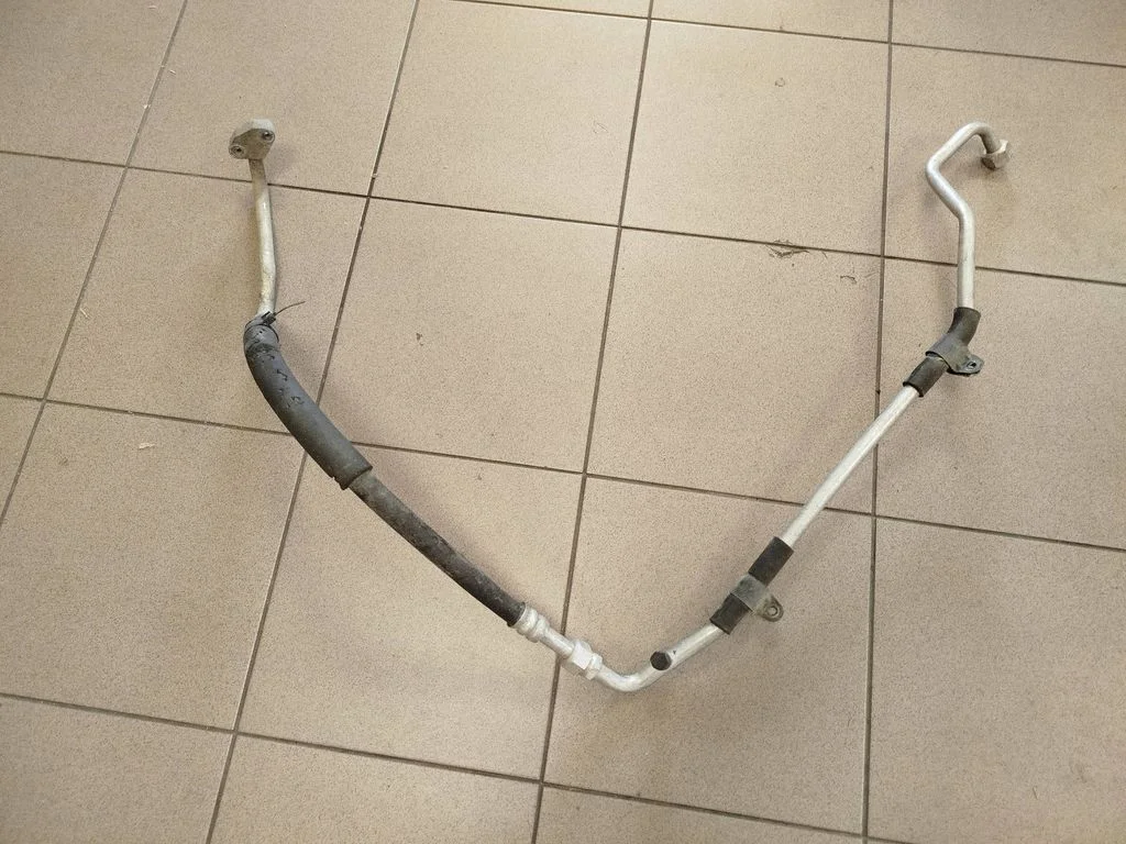Gaisa kondicioniera caurule (-es)/šļūtene (-es)