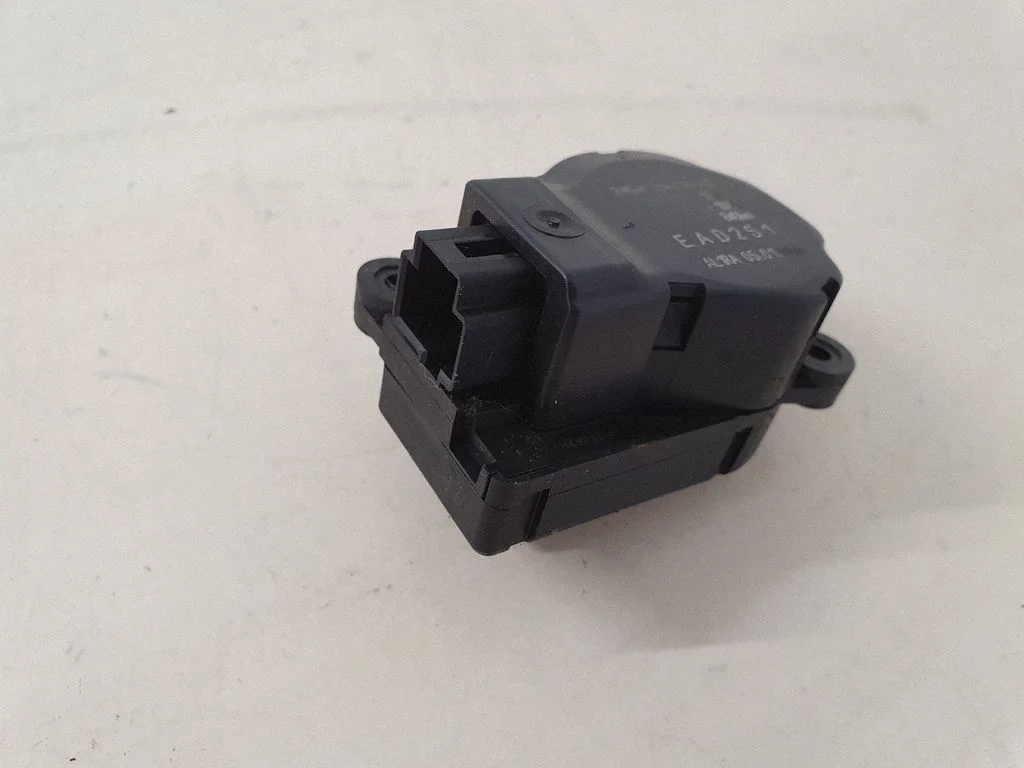 Gaisa aizvara motoriņš/aktuators 3M5H19E616AB