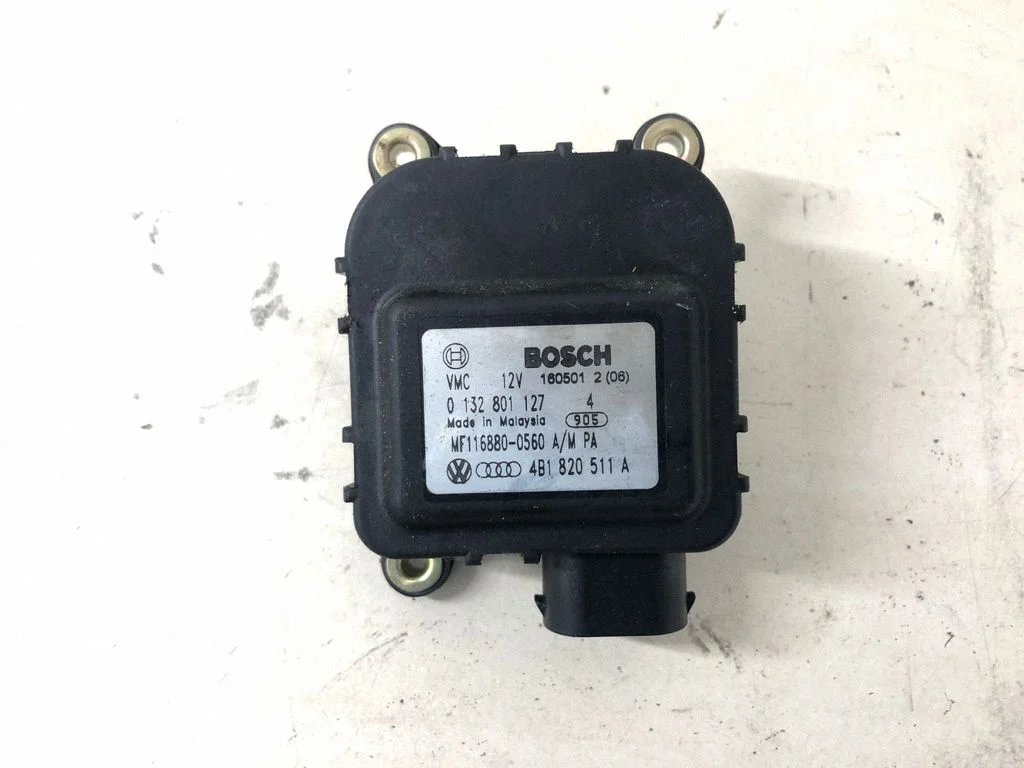 Õhuklapi mootor / ajam 4B1820511A