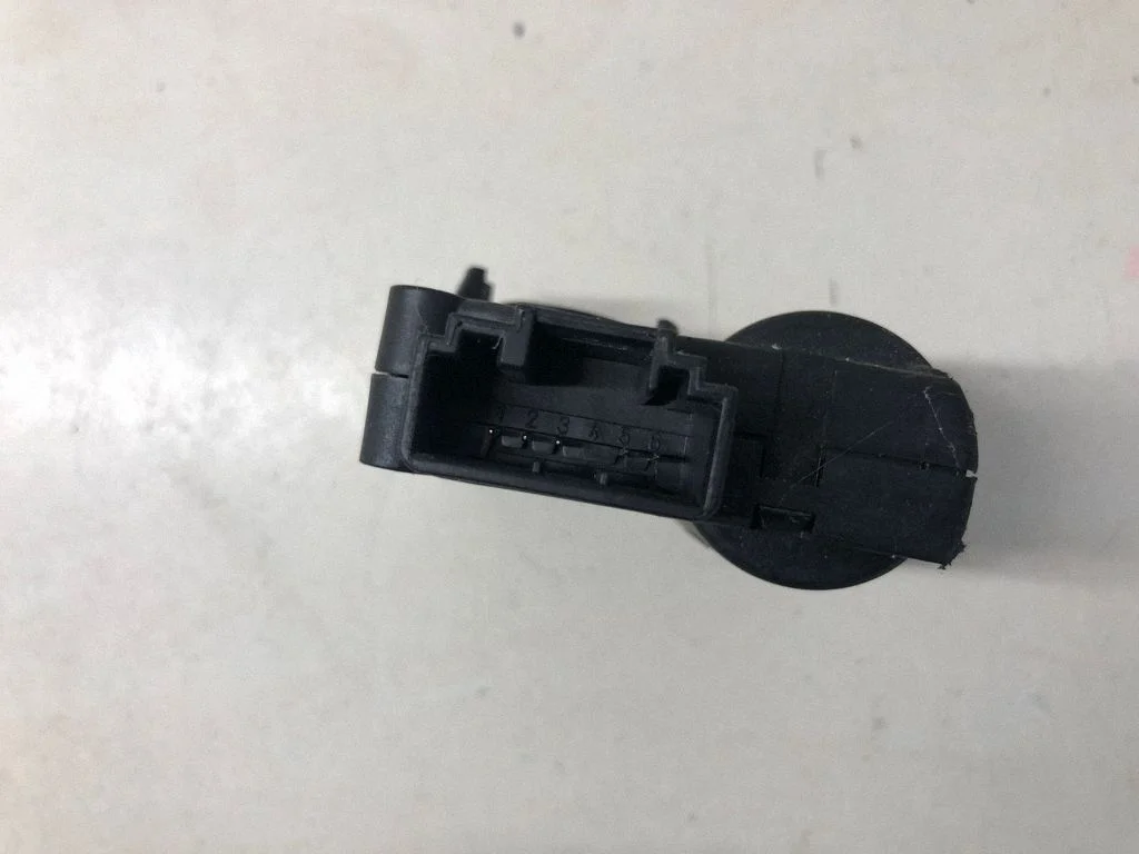 Air flap motor/actuator 4F0820511A