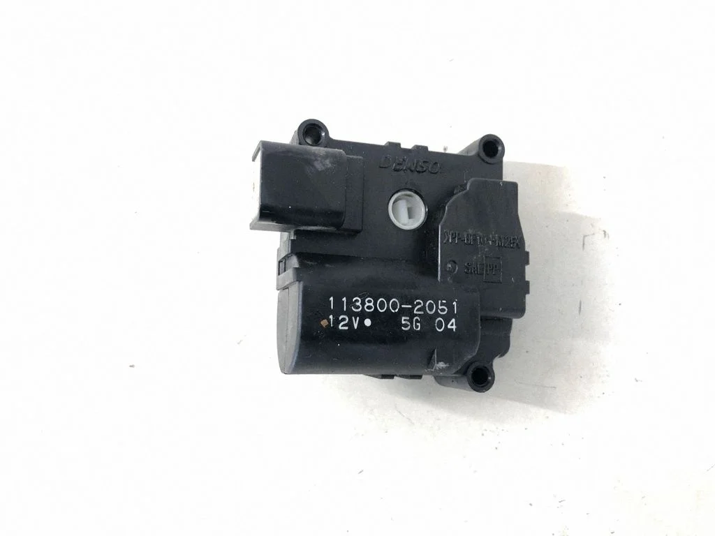 Silniczek klapki nawiewu – Toyota Corolla E120 E130 (2004-2007)