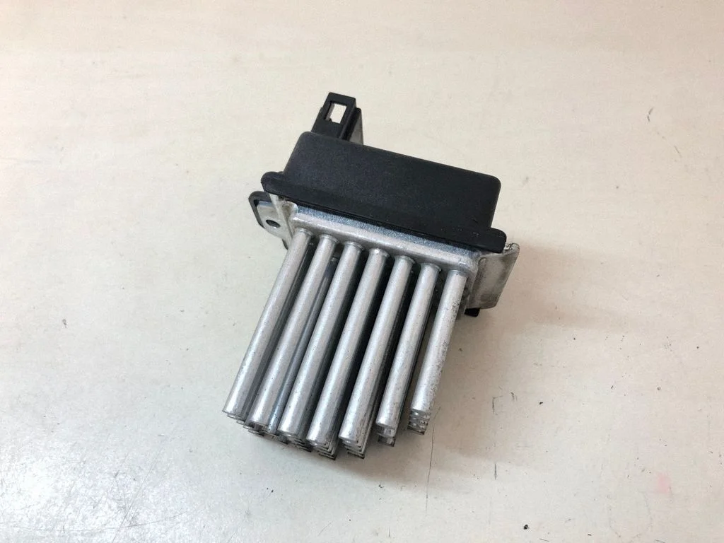 Heater blower motor/fan resistor 4B0820521