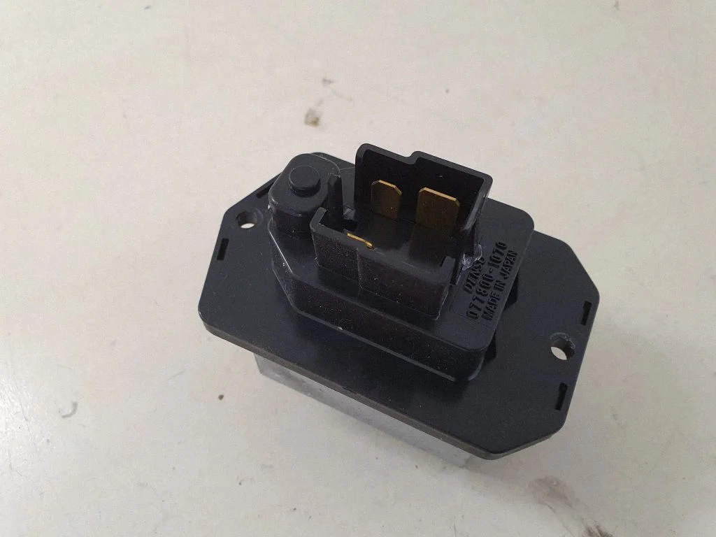 Heater blower motor/fan resistor – Subaru Outback (2009-2014)