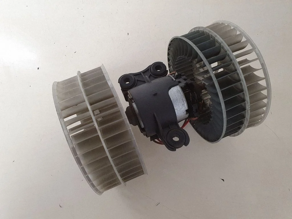 Heater fan/blower A06477110