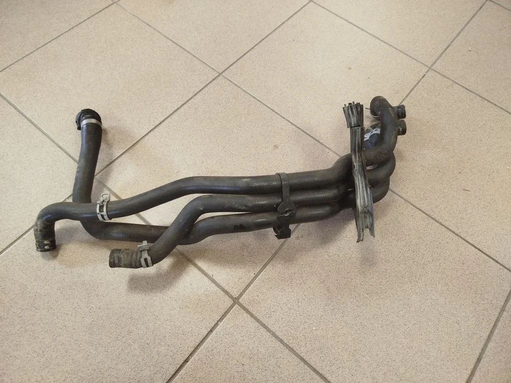 Motora dzesēšanas caurule (-es)/šļūtene (-es) 9119425