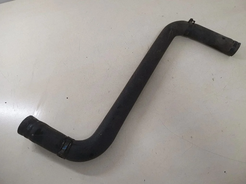 Engine coolant pipe/hose – Subaru Outback (2009-2014)