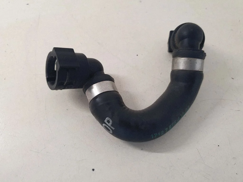 Engine coolant pipe/hose 7575430