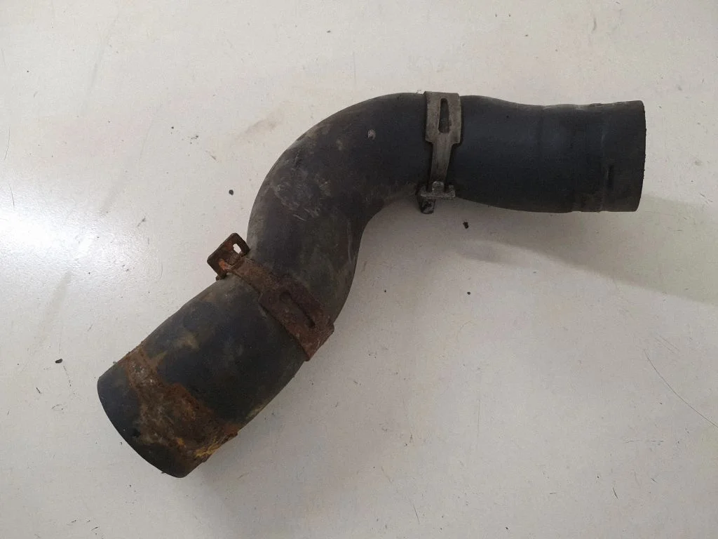 Engine coolant pipe/hose – Subaru Outback (2009-2014)