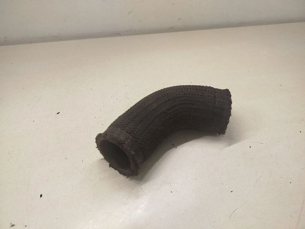 Intercooler hose/pipe