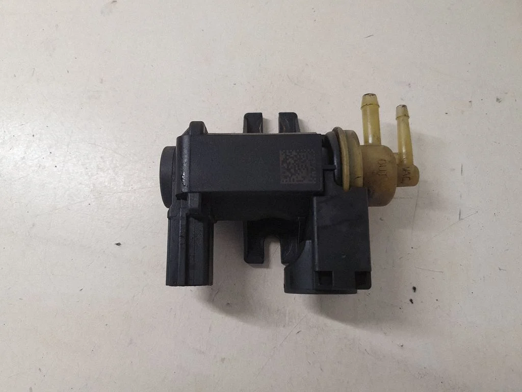 Solenoidklapp 8K0906627
