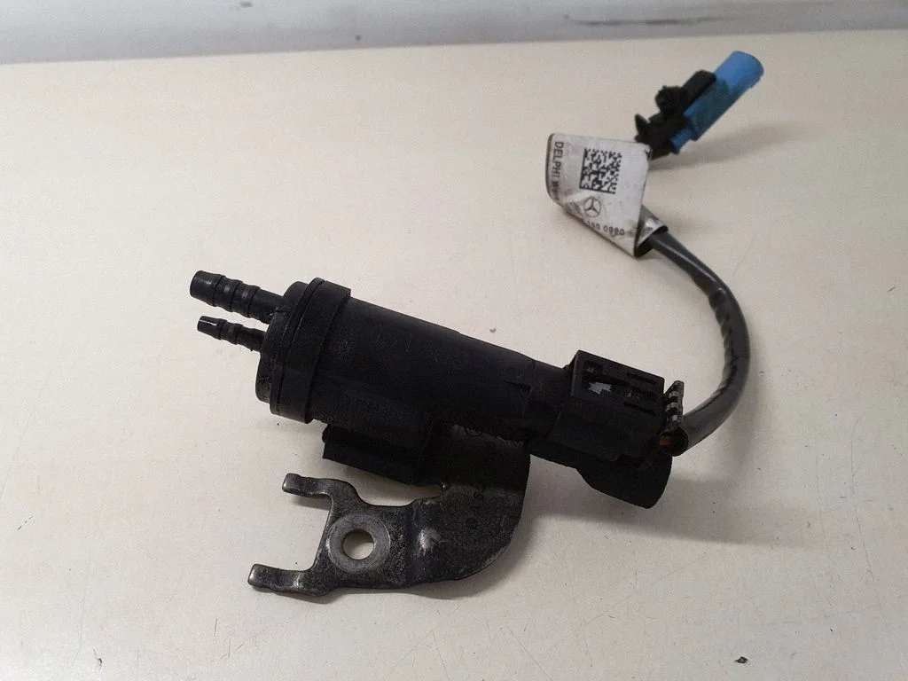 Turbo solenoid valve – Mercedes-Benz S-Class W222 (2013-)