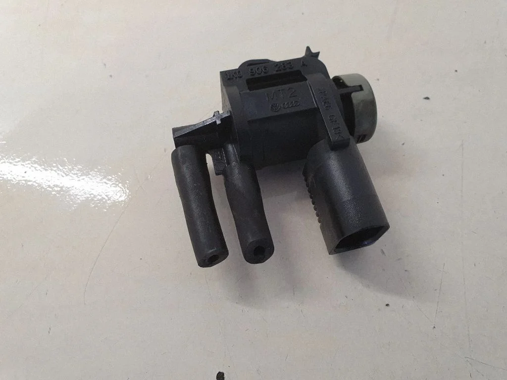 Turbo solenoid valve 1K0906283A