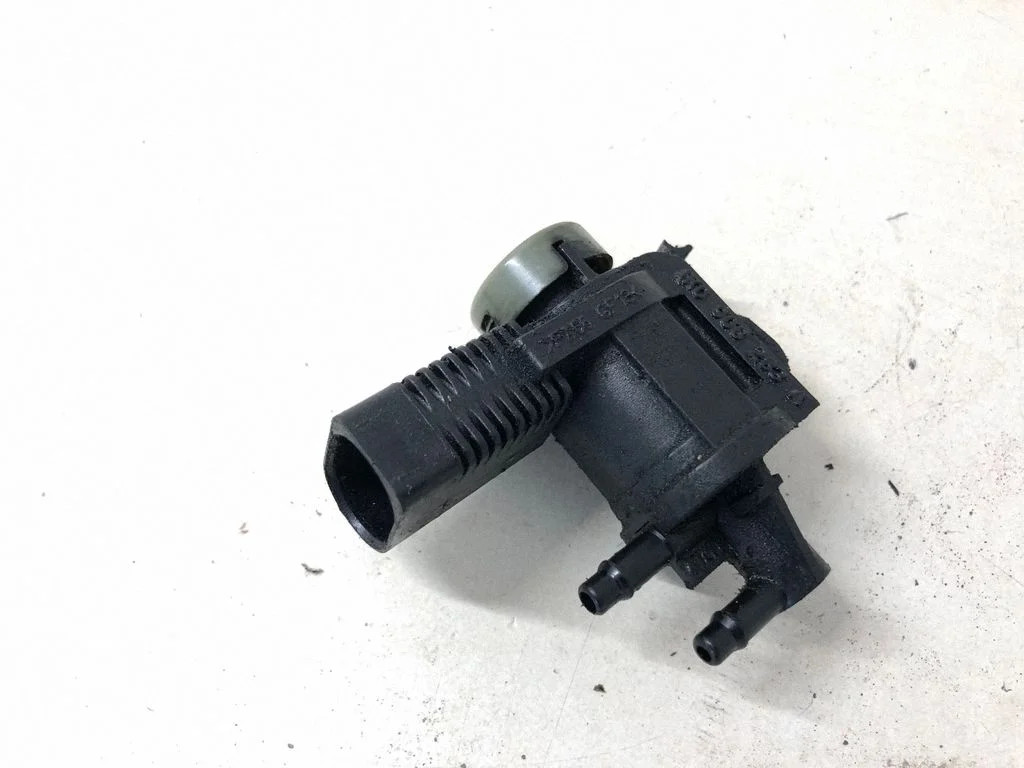 Zawór elektromagnetyczny turbo 1K0906283A