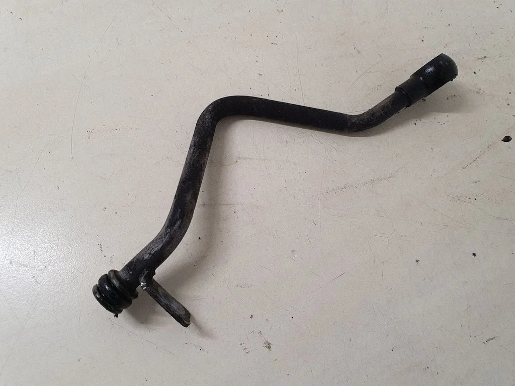 Turbīnas eļļošanas caurulīte(-s)/šļūtene(-s) – Mercedes-Benz Vito Viano W639 (2003-2014)
