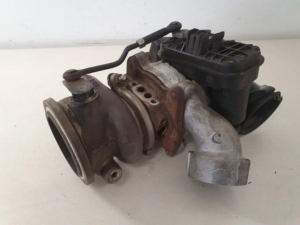 Turbo 04C145703M