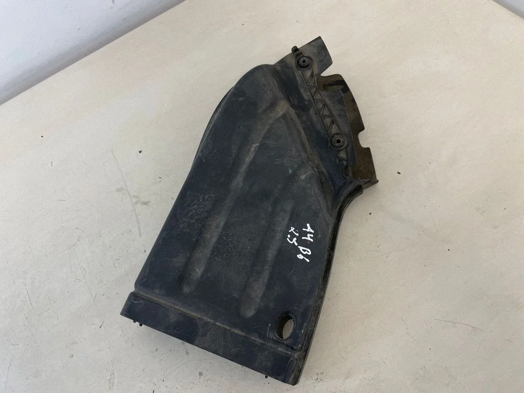 Air intake duct part – Audi A4 S4 B7 8E 8H (2005-2008)