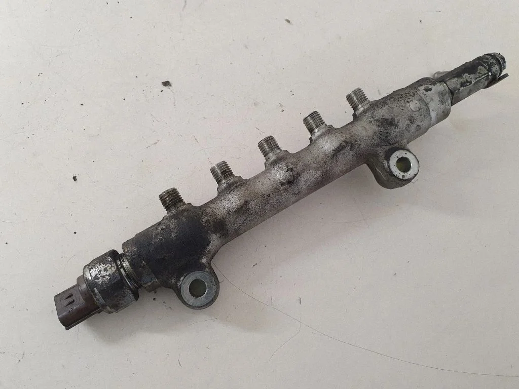 Listwa paliwowa (magistrala) – Subaru Outback (2009-2014)