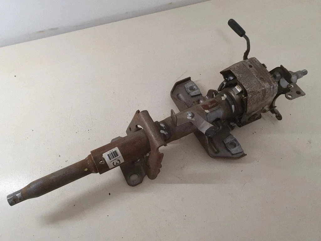 Steering wheel axle – Toyota Land Cruiser (HDJ90) (1996-2002)