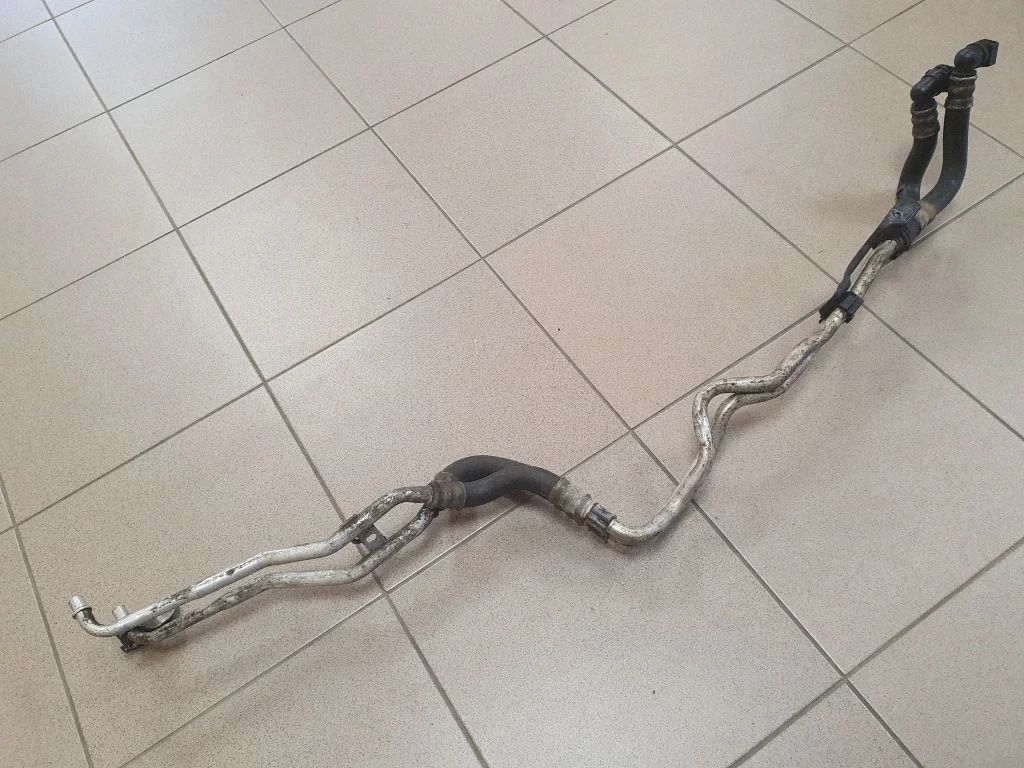 Power steering hose/pipe/line