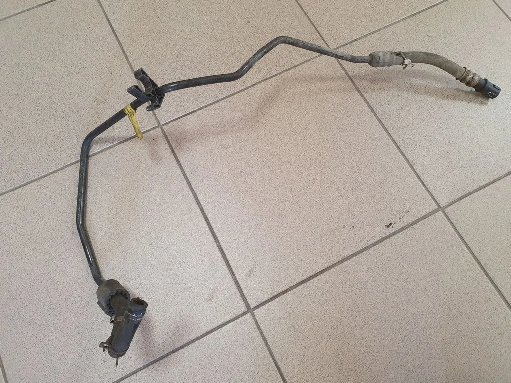 Roolivõimendi voolik / toru 7G913A656FB